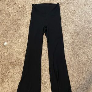 Fabletics flare leggings